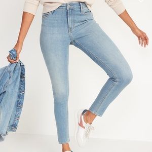 Old Navy High rise Super Skinny jeans